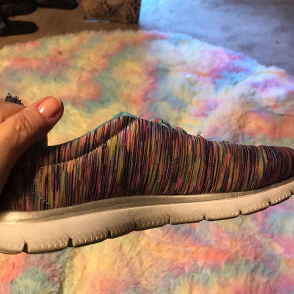 Rainbow Skechers - Picture 3 of 3